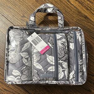 Vera Bradley Gray and White Floral Organizer